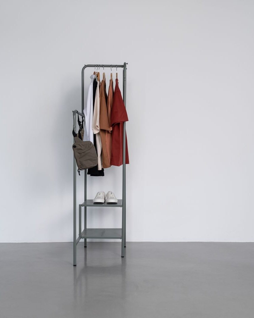 Floor-Standing Clothes Rail